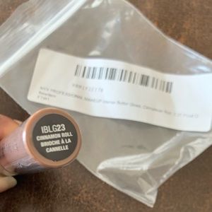 NYX cinnamon roll butter gloss